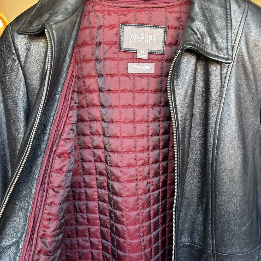 Wilsons Leather Black Zip Front Jacket Women’s Medium Genuine Leather Classic M